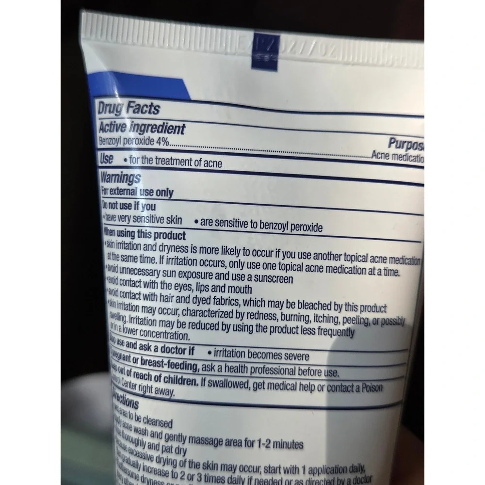 PanOxyl acne creamy